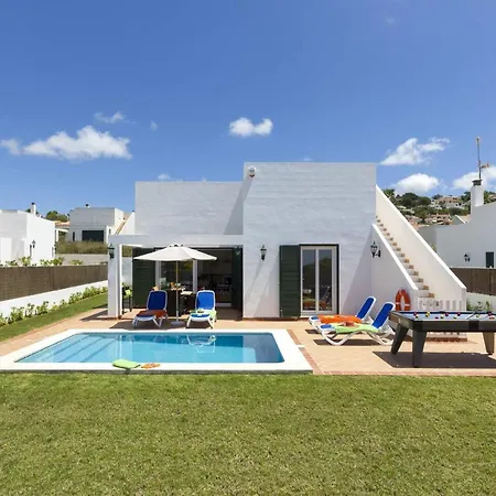 Vila Torrenit By *